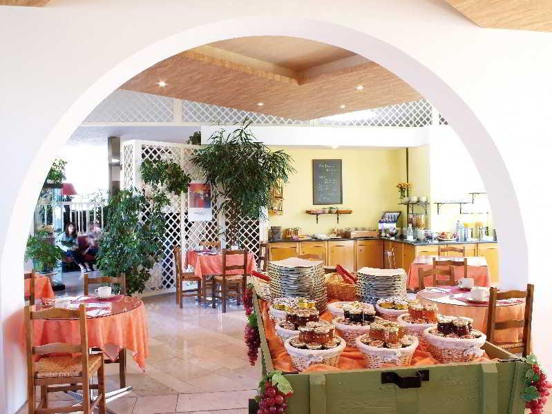Inter-Hotel La Closerie Beaune Buitenkant foto
