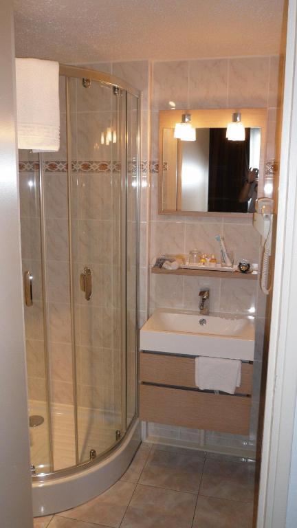 Inter-Hotel La Closerie Beaune Beaune  Kamer foto